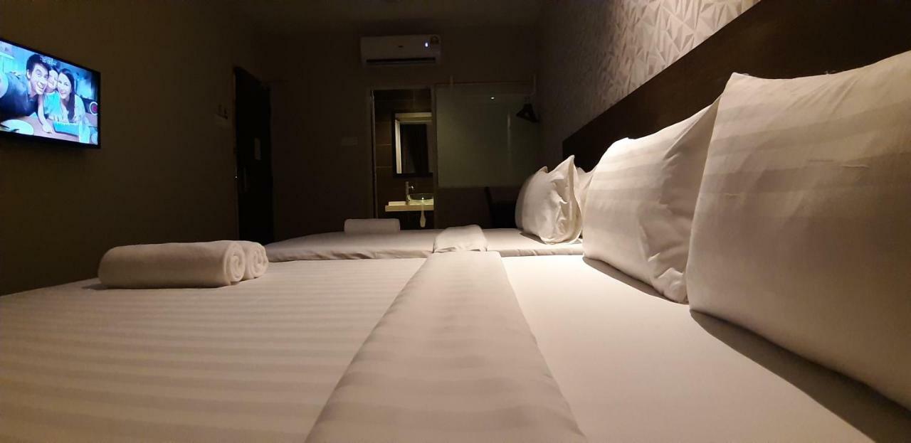 Miico Hotel @ Mount Austin Johor Bahru Luaran gambar